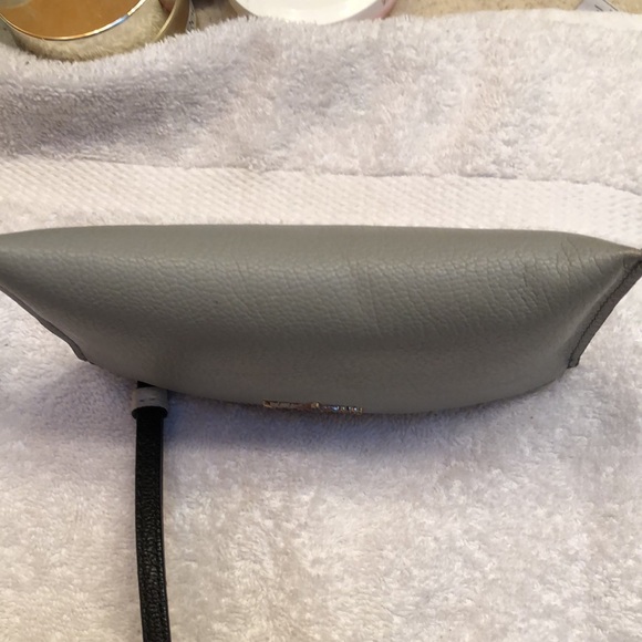 Cole Haan small gray wristlet. EUC. no flaws. Clean interior. - Picture 5 of 7